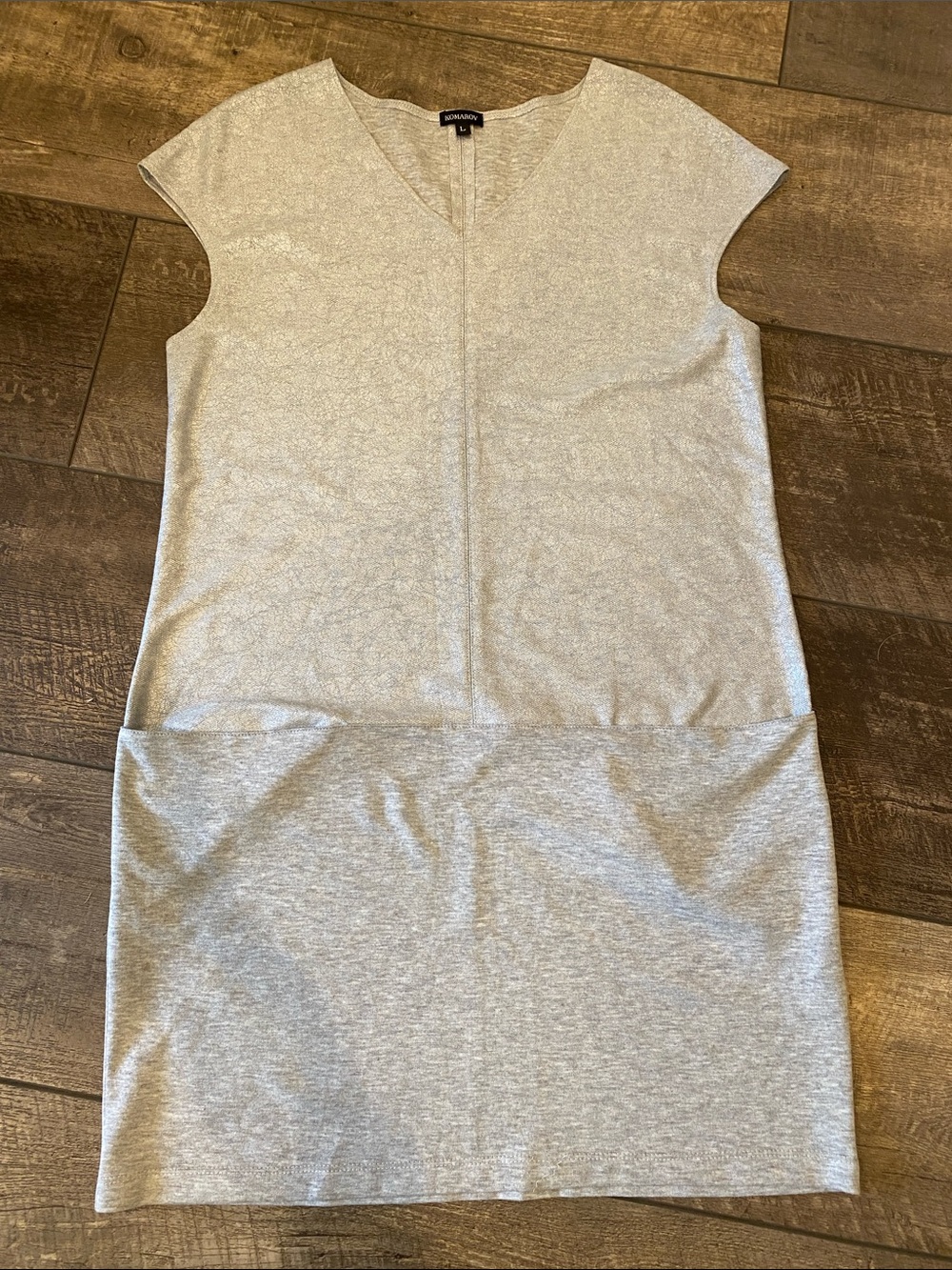 Komarov Silver Soft‑Knit Dress with Front Pockets – Size L